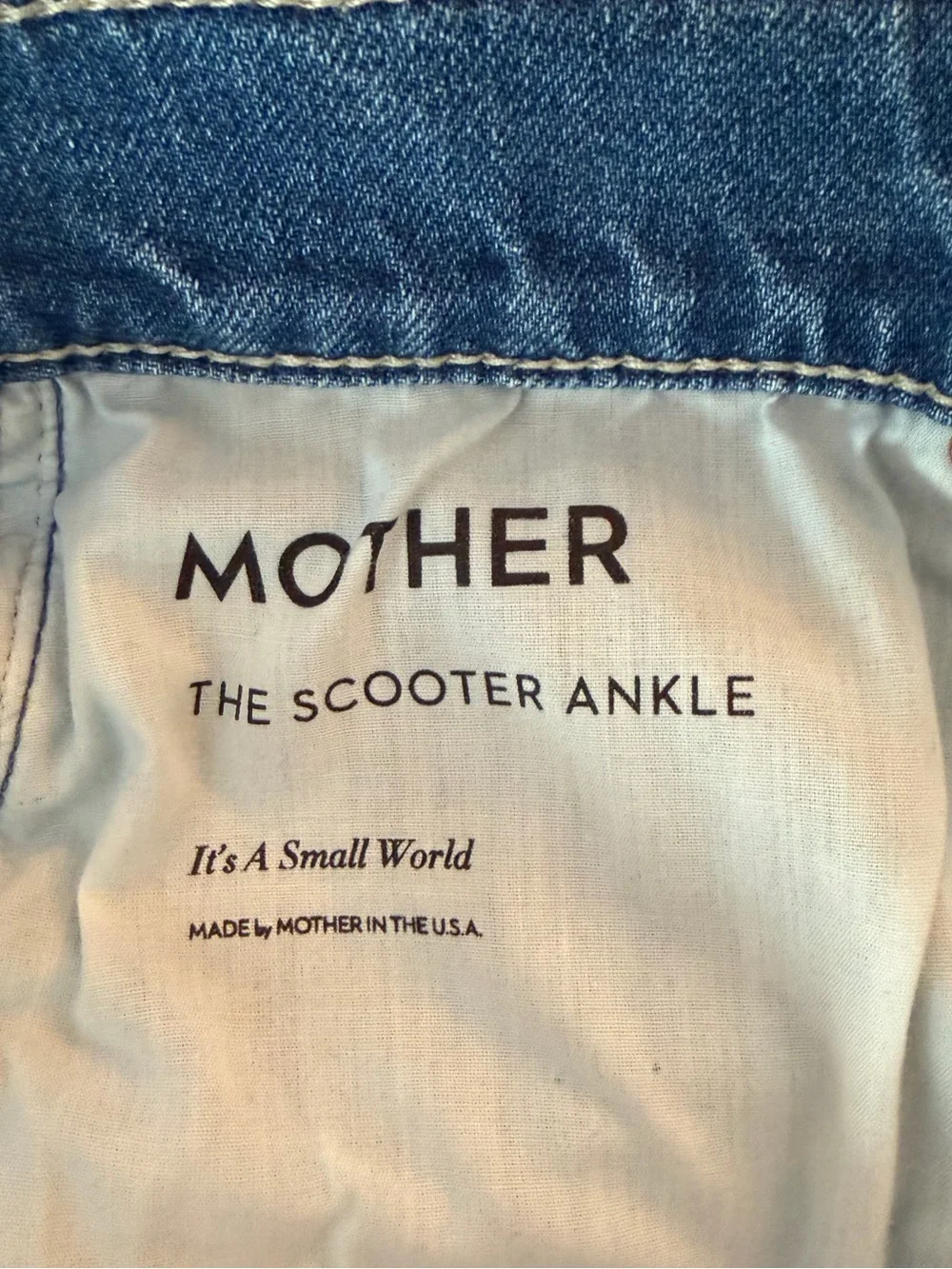 MOTHER - The scooter ankle in it’s a small world - Picture 3 of 7